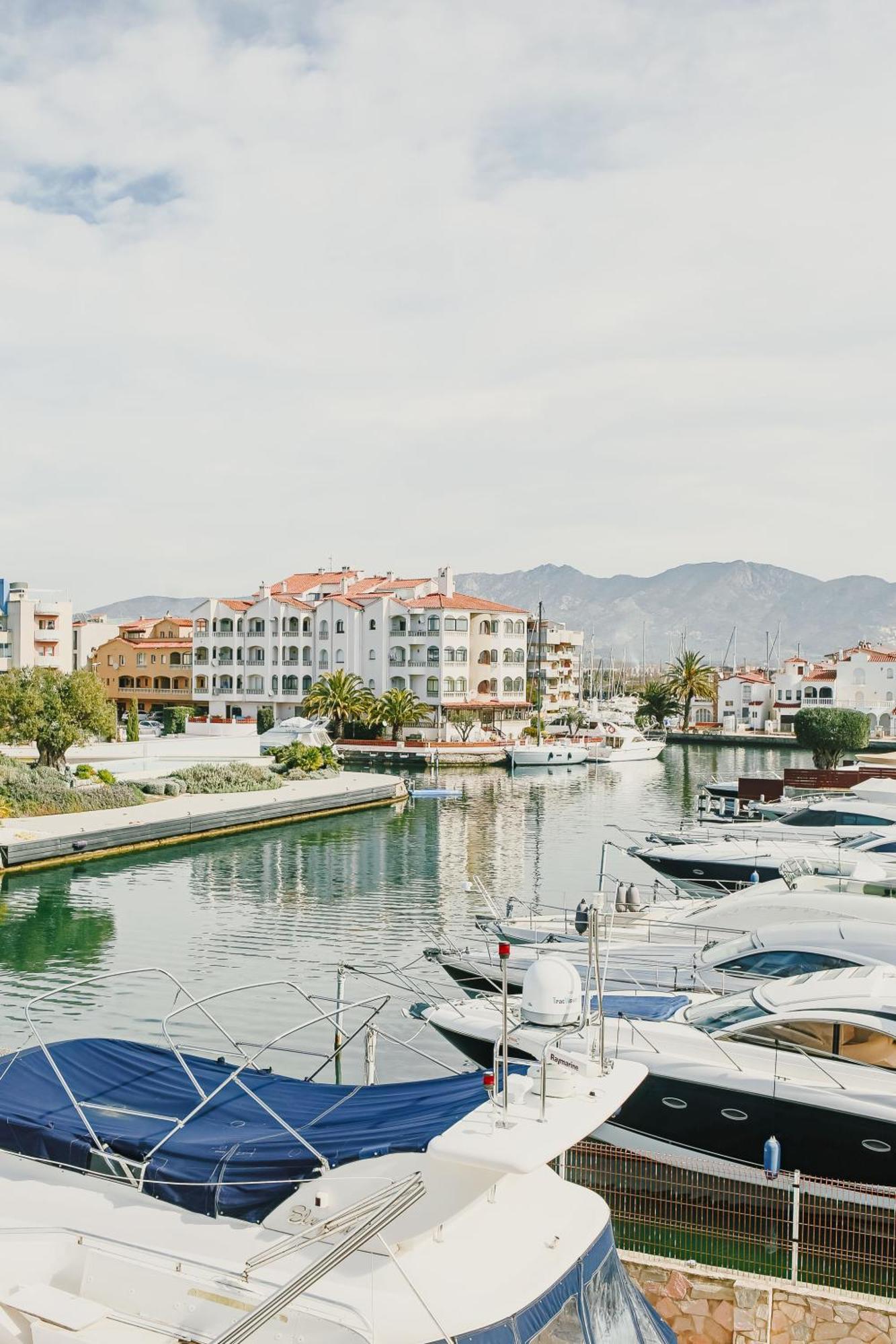 Willa Cargols De Mar Empuriabrava Zewnętrze zdjęcie